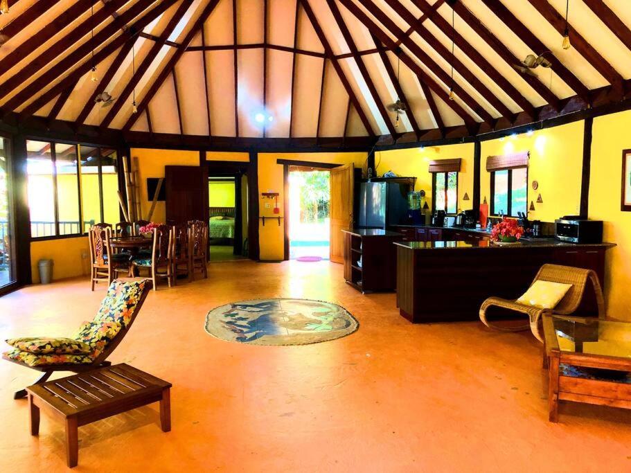 Villa Del Idaan Bocas del Toro Exterior photo